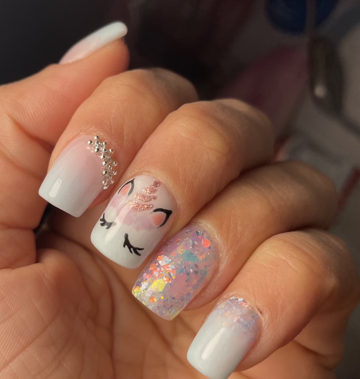 Licorne pastel, paillettes opalescentes
